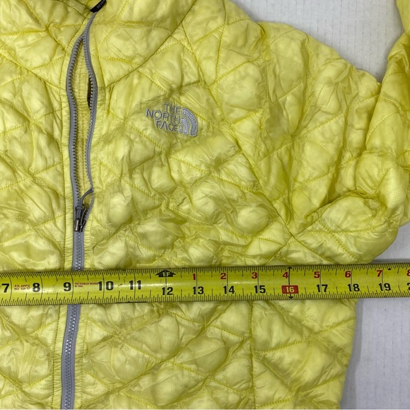 The North Face Thermoball Yellow Quilted Zip Jacket Small - Picture 5 of 9